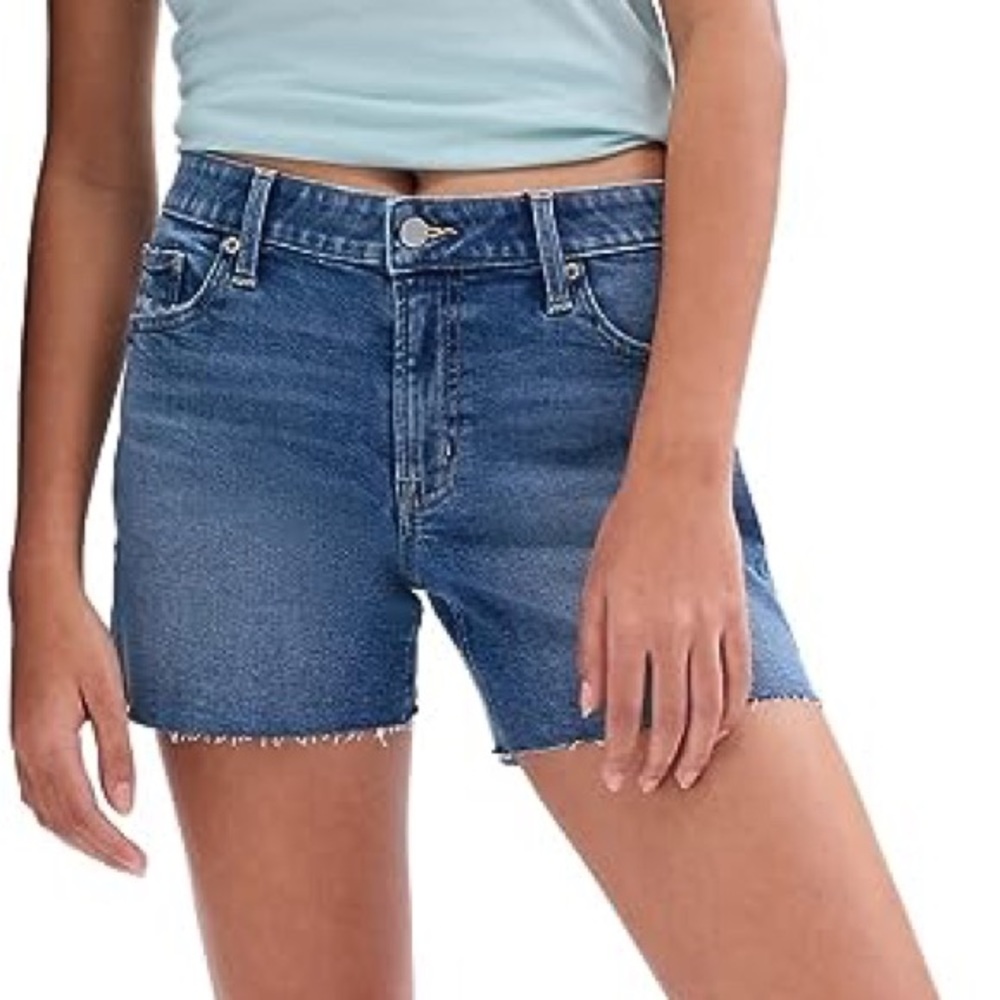 NEW GAP 5” Denim Shorts Blue Wash - 24